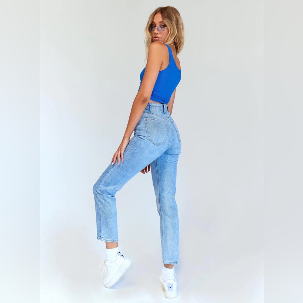 Jeans - Picture 3 of 4